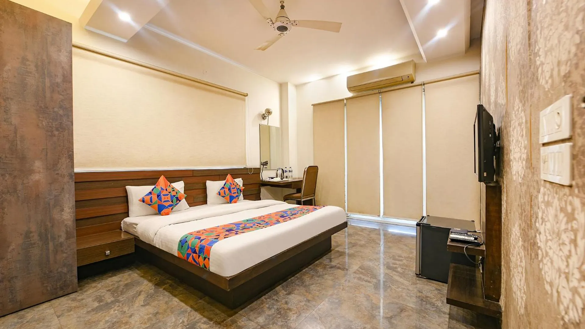 Hotel Fabhotel Micasa Gurgaon